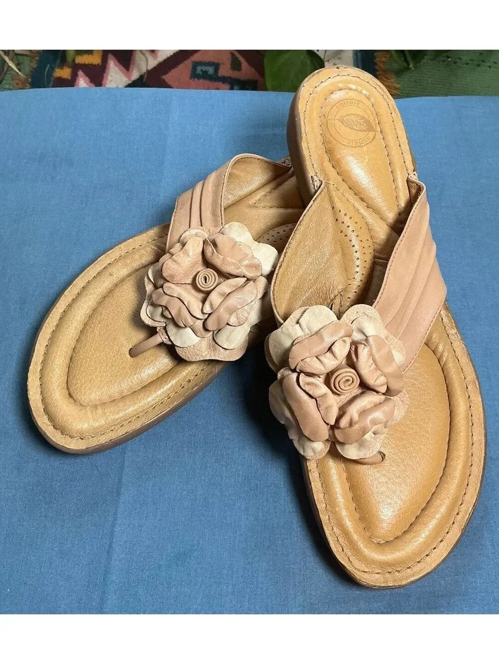 Nurture leather floral sandal flip flops Women's Size 9